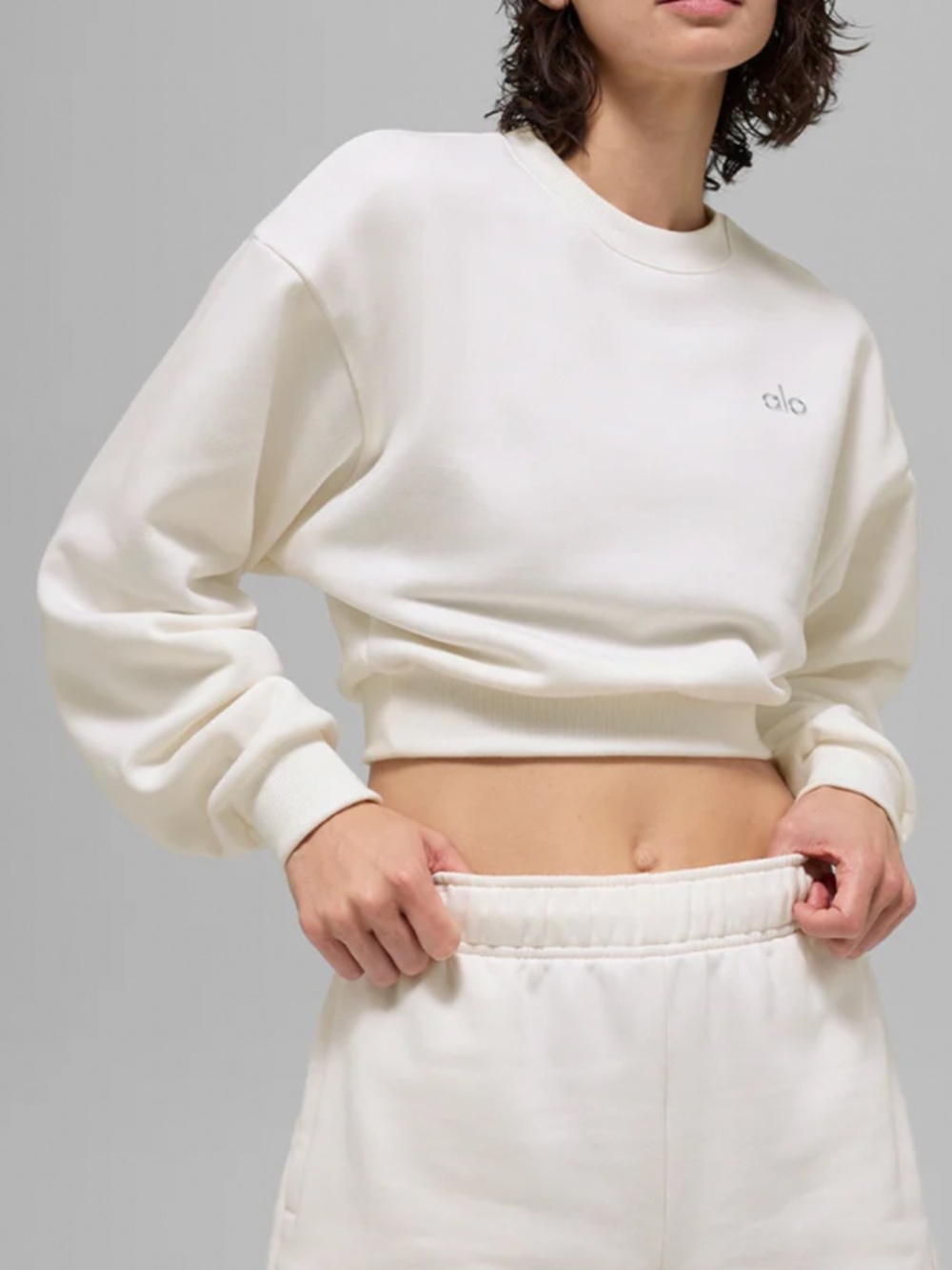 Alo Cropped Accolade Crewneck